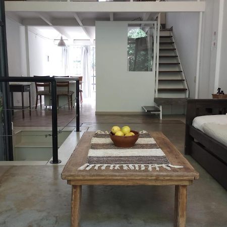 Appartamento Premium Loft Of The Fountain Small Plaza W/Netflix Buenos Aires Esterno foto