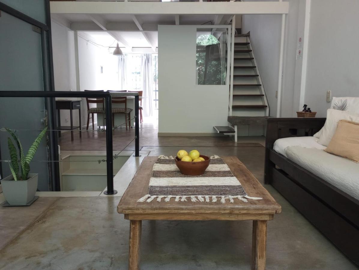 Appartamento Premium Loft Of The Fountain Small Plaza W/Netflix Buenos Aires Esterno foto