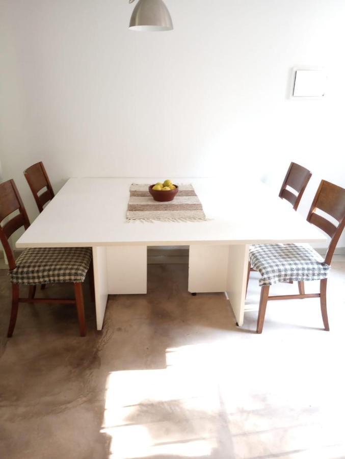 Appartamento Premium Loft Of The Fountain Small Plaza W/Netflix Buenos Aires Esterno foto