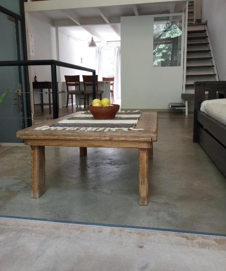 Appartamento Premium Loft Of The Fountain Small Plaza W/Netflix Buenos Aires Esterno foto